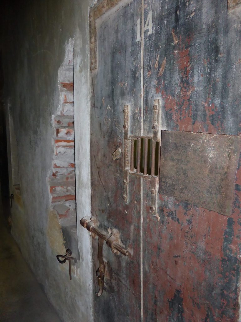Hanoi Hilton prison cell