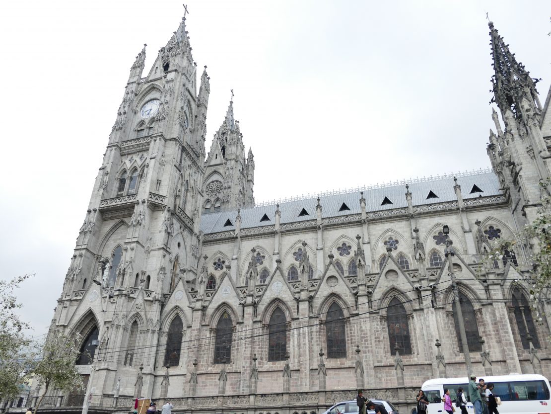 Basilica del Vote Nacional, Quito